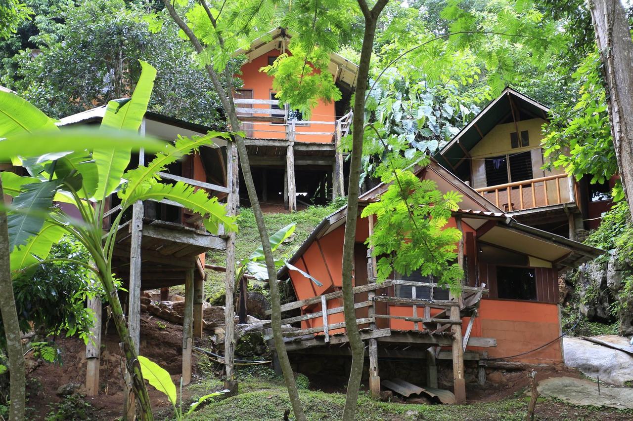 Cave Lodge Pang Mapha Exteriör bild